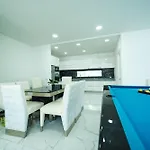 D9 Tagvilla Palm Spring Villa In Pattaya 8 Bedroom