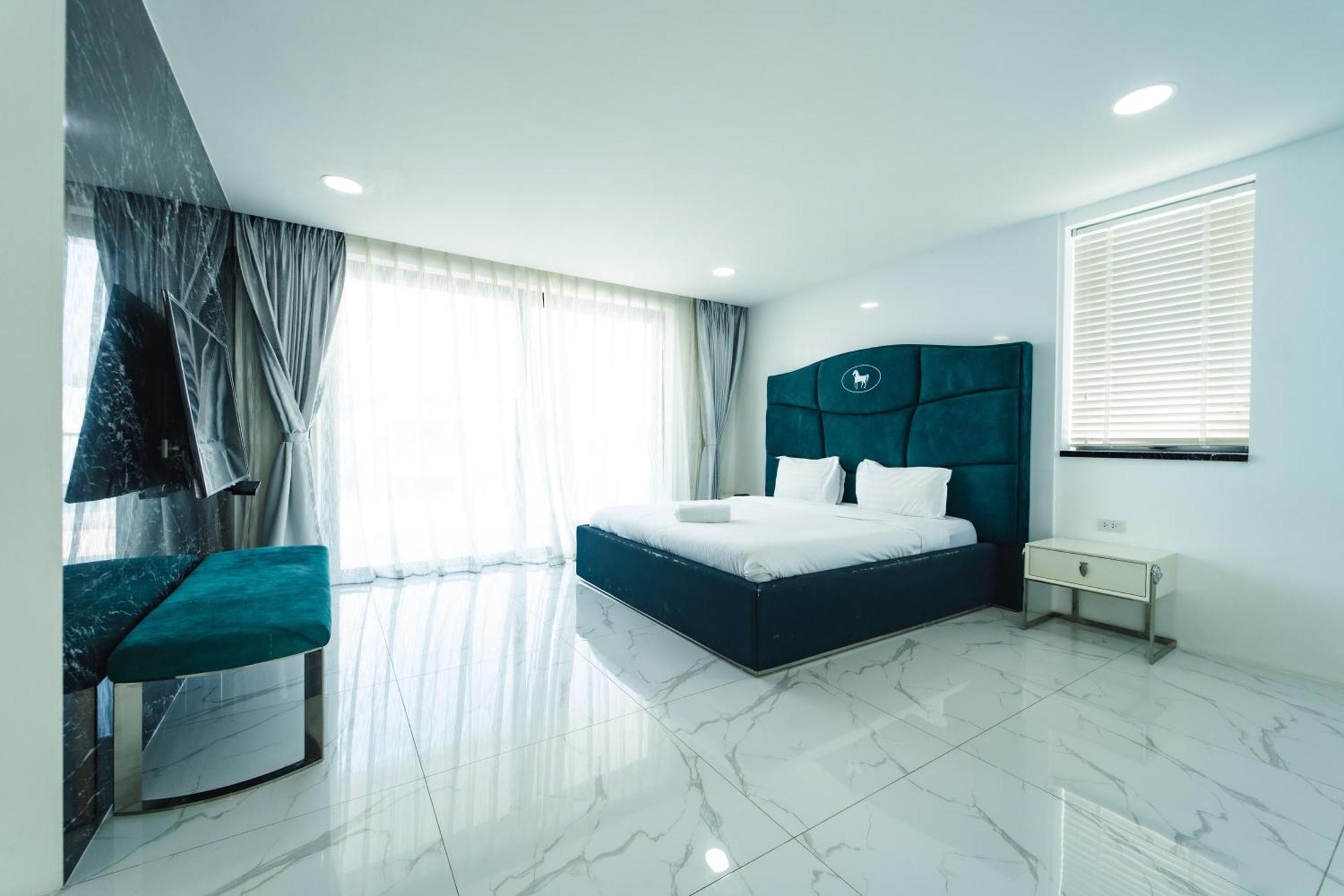 D9 Tagvilla Palm Spring In 8 Bedroom Pattaya