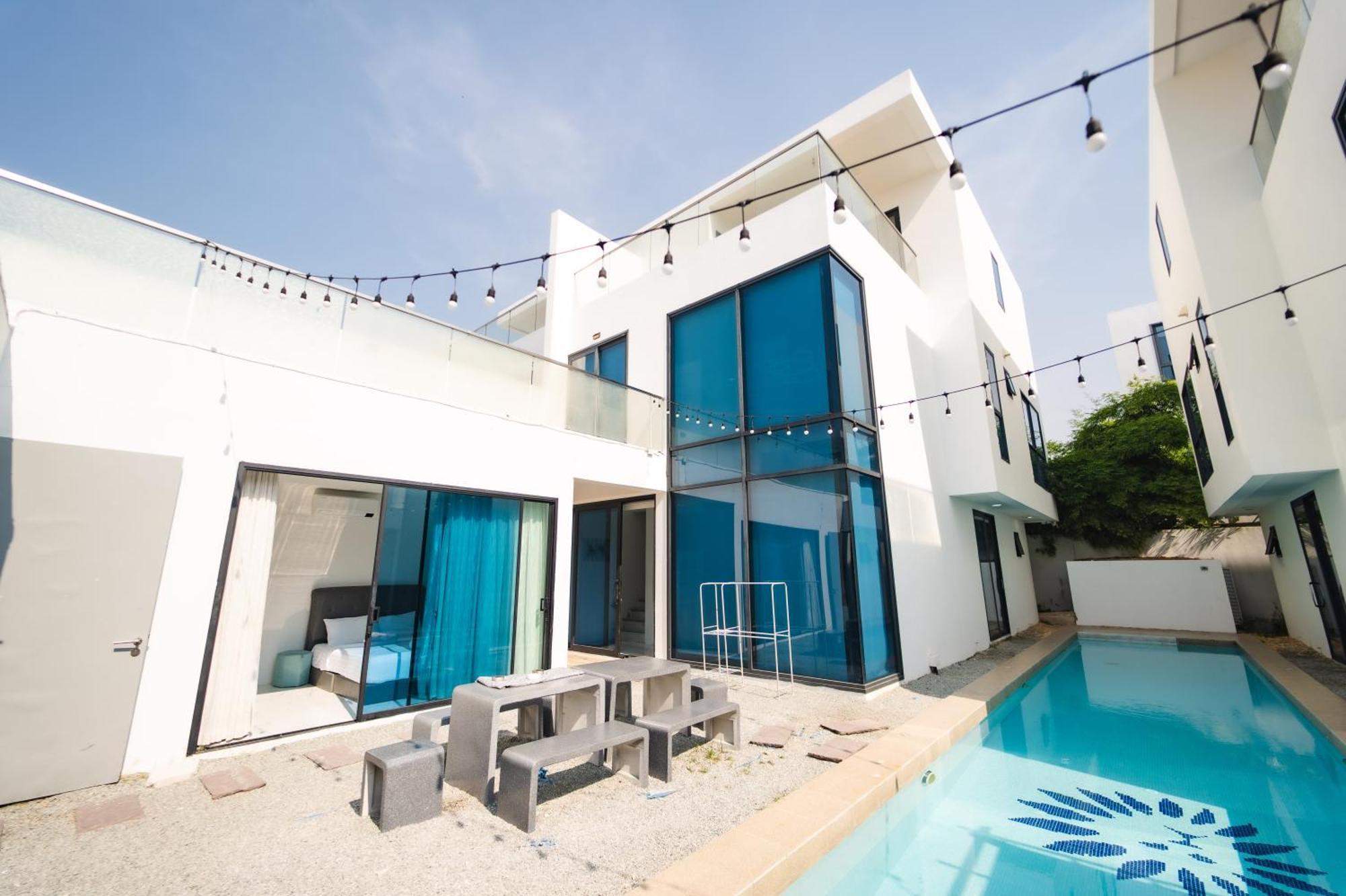 D9 Tagvilla Palm Spring In 8 Bedroom Villa Pattaya