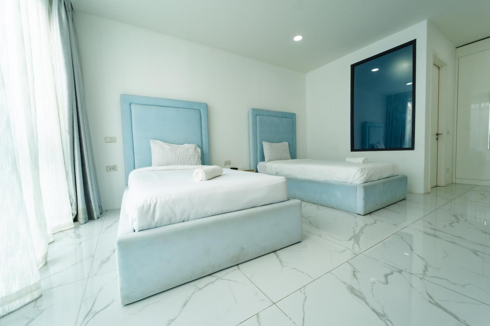 Villa D9 Tagvilla Palm Spring In 8 Bedroom Pattaya